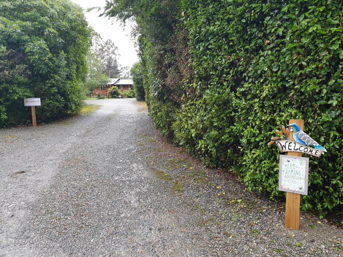 Lake Brunner Country Motel & Holiday Park Moana Экстерьер фото